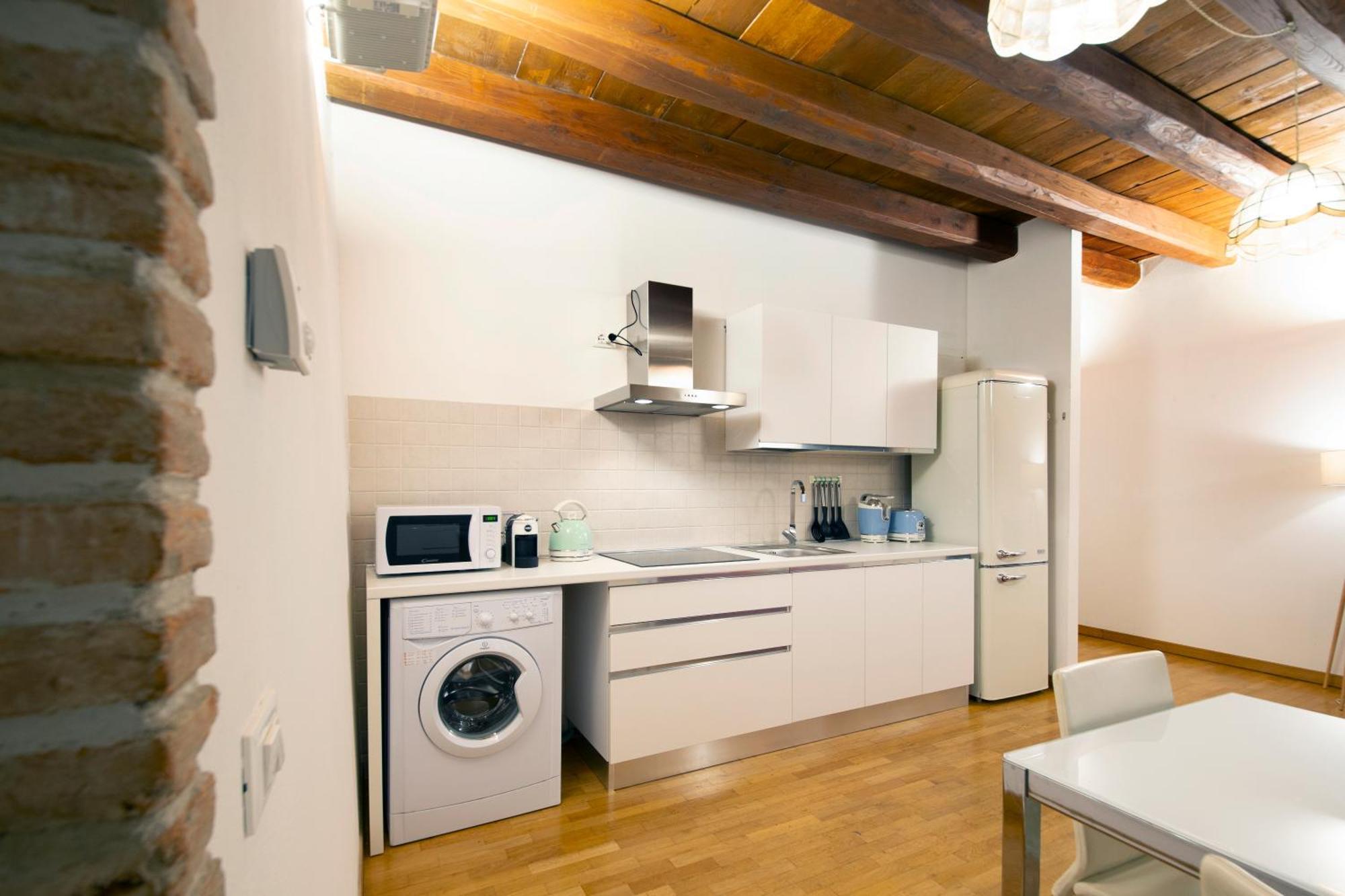 Suite Martini Al Castello Cagliari Exteriör bild