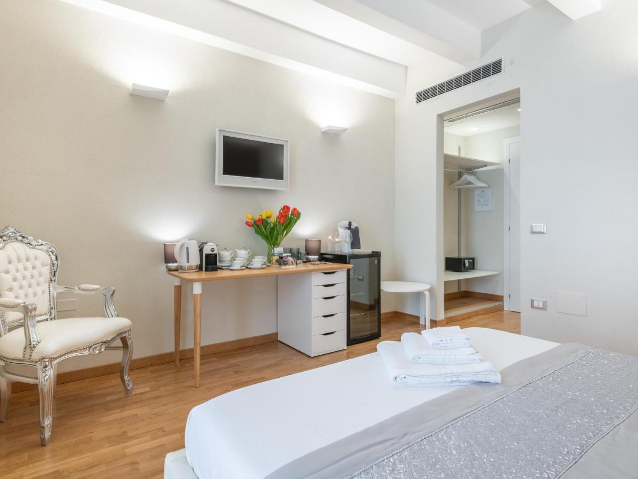 Suite Martini Al Castello Cagliari Exteriör bild