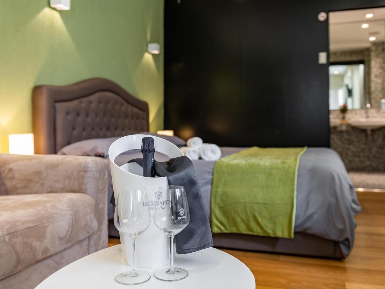 Suite Martini Al Castello Cagliari Exteriör bild