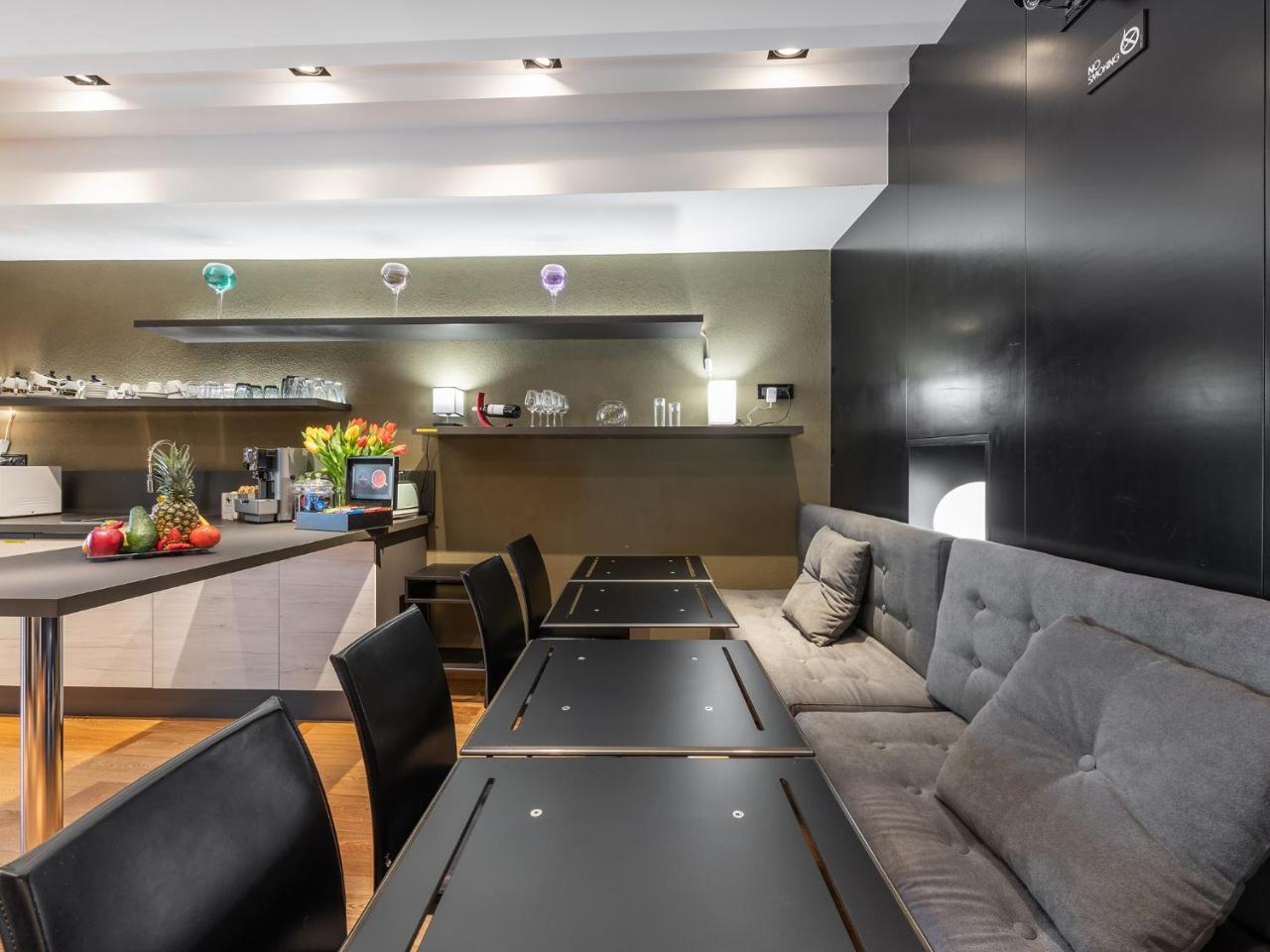 Suite Martini Al Castello Cagliari Exteriör bild